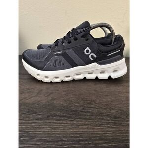 On Cloudrunner 2 Black Women's Running Shoes Size 8.5 Sneakers